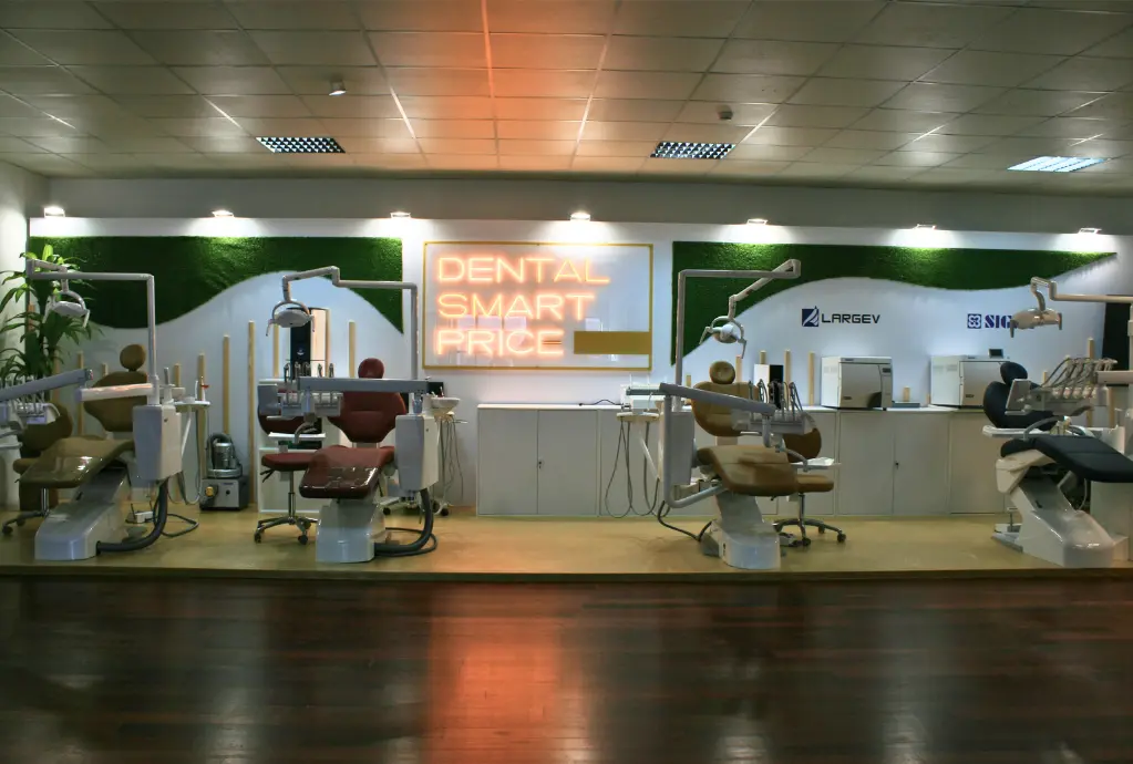 Showroom-Dental-Smart-Price-2025-11.webp