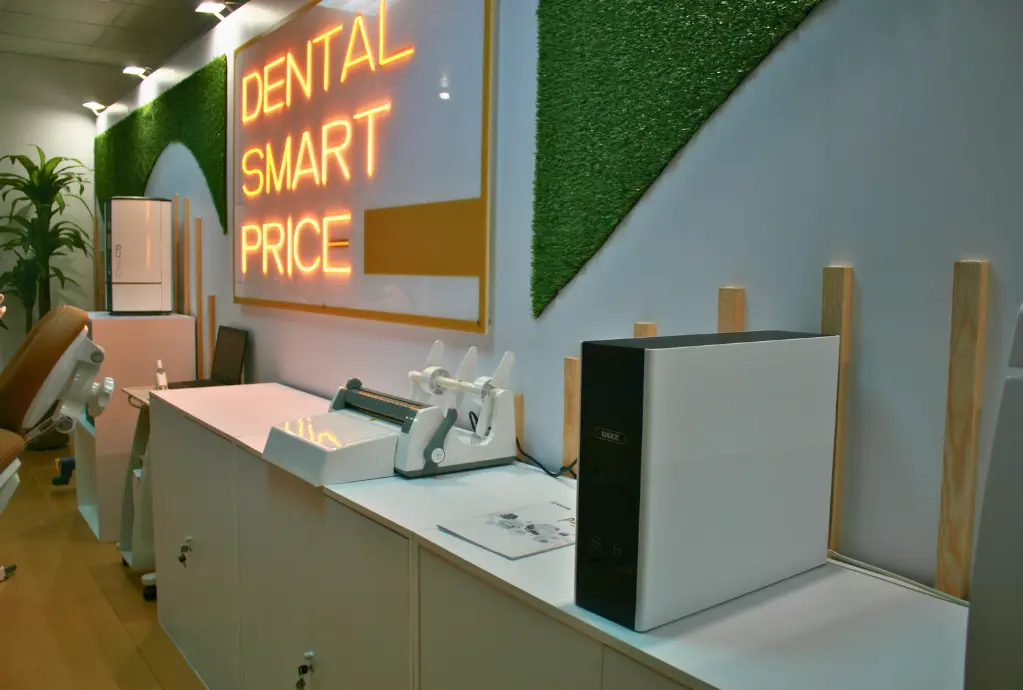 Showroom-Dental-Smart-Price-2025-12.webp